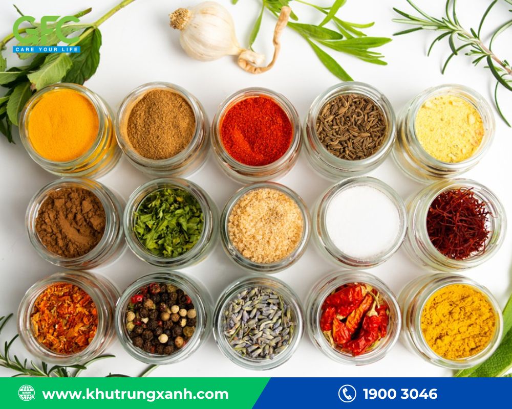 cách đuổi kiến trên cây
